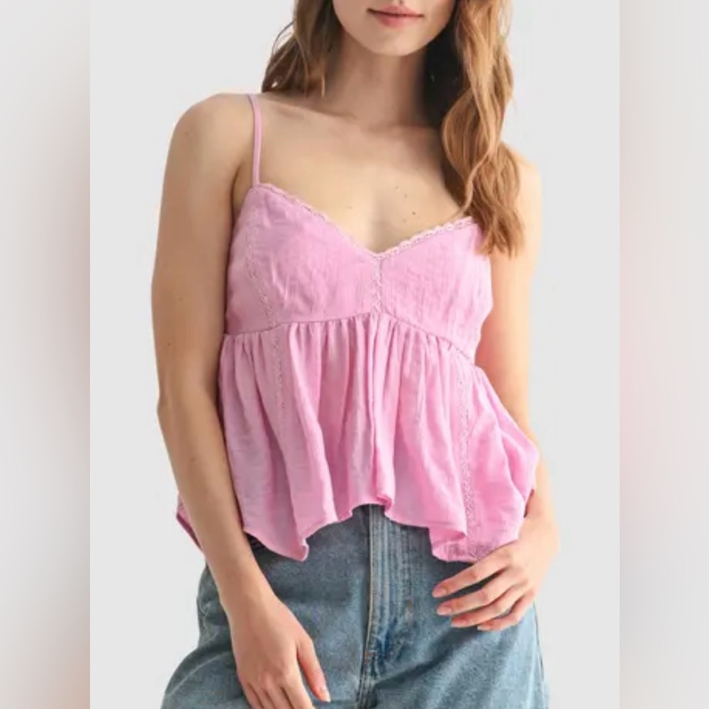 NEW Lace Cropped Tank Top Pink Adjustable Straps Size Small All in Favor Boho
